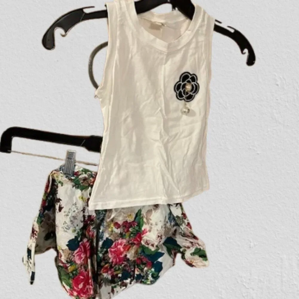 ***** Multicolored Floral 2 pc Outfit  7474  Size 7  Handmade NWT Boutique